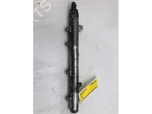 Used Injection rail FIAT DUCATO Van (250_) 150 Multijet 2,3 D (150 hp) 23478825
