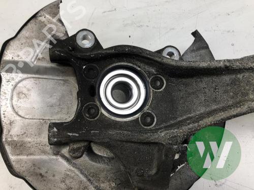 Right front steering knuckle VOLVO XC60 II (246) T8 Hybrid AWD | BP39914374M26 - Image 3