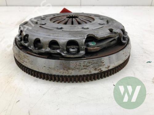 Flywheel OPEL CORSA F (P2JO) 1.2 (68) | BP32974683M101 - Image 3