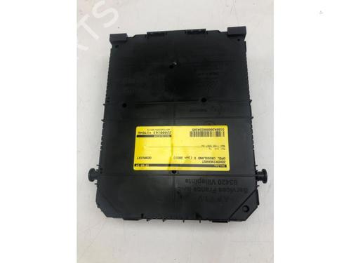 Used Fuse box OPEL CROSSLAND X / CROSSLAND (P17, P2QO) 1.2 (75) (110 hp) 19300937