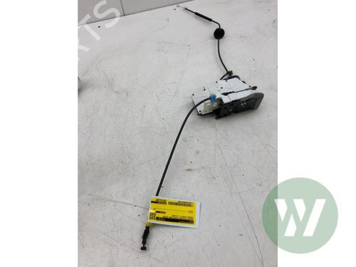 Used Electronic module Electronic module PORSCHE TAYCAN Cross Turismo (Y1B) 4S Performance Battery Plus (Y1BDB1) (571 hp) 39916072 39916072