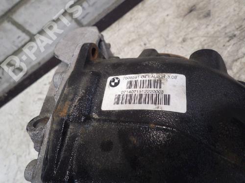 Differential, bag BMW 1 (F20) 118 d (143 hp) 4771504