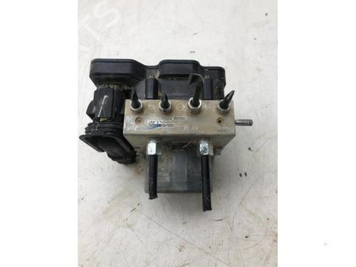 Used ABS pump NISSAN QASHQAI II SUV (J11, J11_) 1.3 DIG-T (140 hp) 15834784