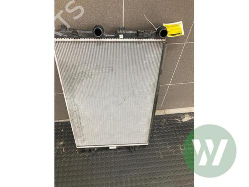 Used Water radiator Water radiator SEAT IBIZA V (KJ1, KJG) 1.0 TSI (110 hp) 39951329 39951329