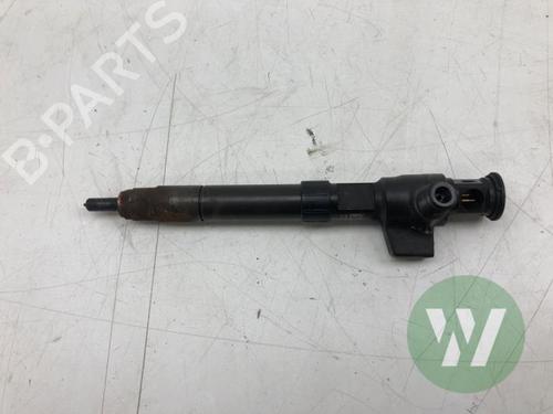 Inyector OPEL VIVARO C Van (K0) 2.0 (144 hp) 31706819