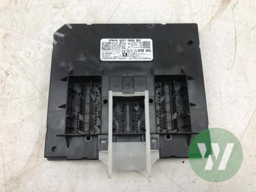 Used Electronic module Electronic module SKODA OCTAVIA IV Combi (NX5, PV5) 2.0 TDi (150 hp) 33418951 33418951