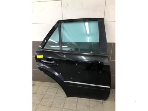 Used Right rear door MERCEDES-BENZ M-CLASS (W164) ML 320 CDI 4-matic (164.122) (224 hp) 24484829