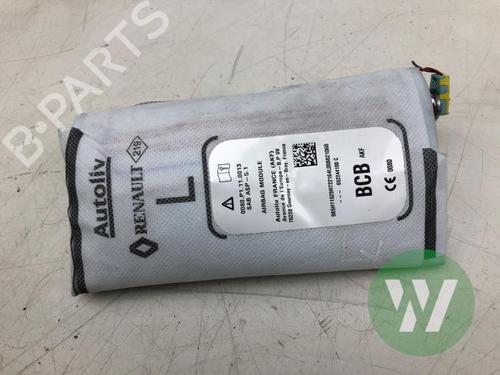 Autre Autre RENAULT MEGANE E-TECH SUV EV60 (BNJ1) (218 hp) 39914322 39914322