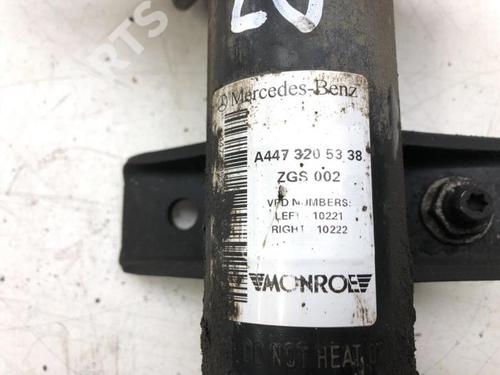 Used Left front suspension arm Left front suspension arm MERCEDES-BENZ VITO Van (W447) 109 CDI (447.601, 447.603, 447.605) (88 hp) 11137730 11137730