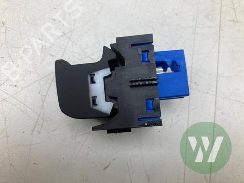 Used Switch Switch OPEL GRANDLAND / GRANDLAND X (A18, P1UO) 1.2 (75) (131 hp) 36397583 36397583
