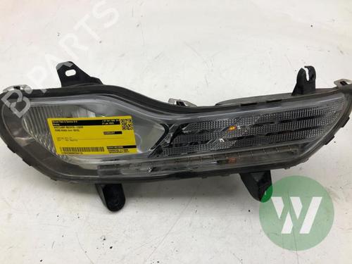 Used Right front fog light FORD KUGA II (DM2) 2.0 TDCi 4x4 (150 hp) 31865105