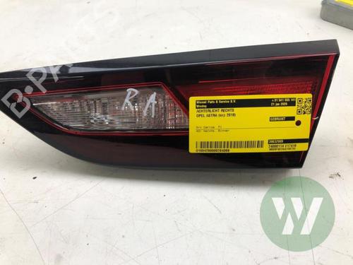 Feu arrière droit OPEL ASTRA K (B16) 1.4 Turbo (68) (150 hp) 31865096