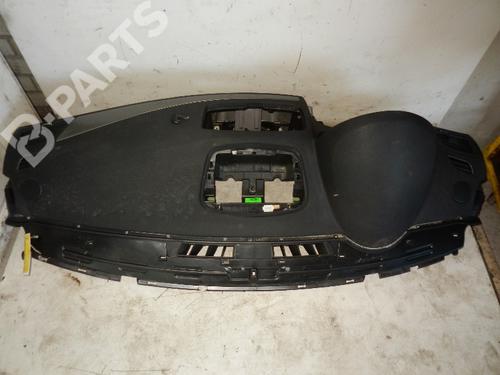 Used Dashboard Dashboard RENAULT MEGANE III Hatchback (BZ0/1_, B3_) 1.5 dCi (106 hp) 4772892 4772892
