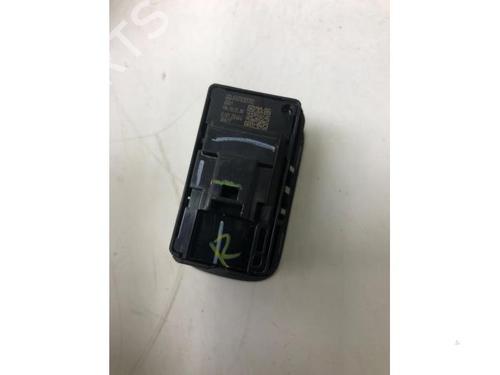 Switch MERCEDES-BENZ GLB (X247) GLB 220 d 4-matic (247.615) | BP17366273I30 