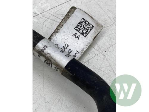 AC pipe LAND ROVER RANGE ROVER VELAR (L560) 2.0 P400 Hybrid 4x4 | BP38182417M126 - Image 2