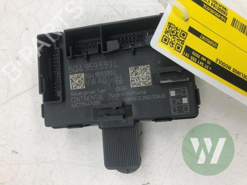 Used Electronic module Electronic module SKODA OCTAVIA IV Combi (NX5, PV5) 1.5 TSi (150 hp) 40027593 40027593
