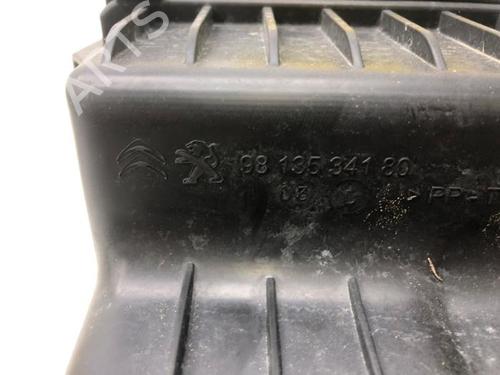 Air filter box CITROËN C-ELYSEE (DD_) 1.2 PureTech 82 (DDHMRP) | BP17967123M87 