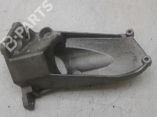 Used Gearbox mount VOLVO V60 I (155) D4 (190 hp) 9099981