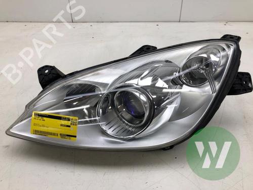 Used Left headlight OPEL GT Convertible (M07) 2.0 (G67) (264 hp) 33162428