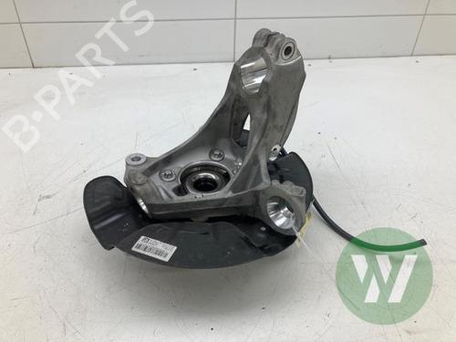 Used Right front steering knuckle Right front steering knuckle MERCEDES-BENZ CLA Shooting Brake (X118) CLA 200 Mild-Hybrid (118.687) (163 hp) 39915151 39915151