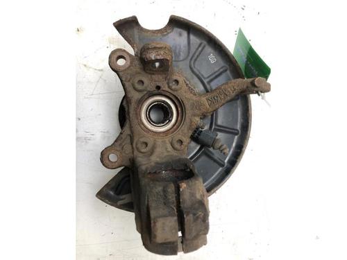 Left front steering knuckle VW GOLF PLUS V (5M1, 521) 1.4 TSI | BP17632667M25 