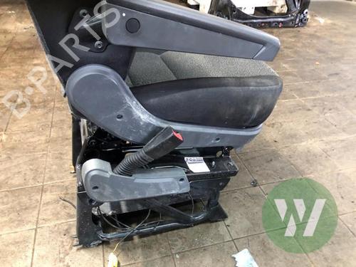 Left front seat FIAT DUCATO Van (250_) 160 Multijet 2,3 D | BP32278128C15 - Image 3