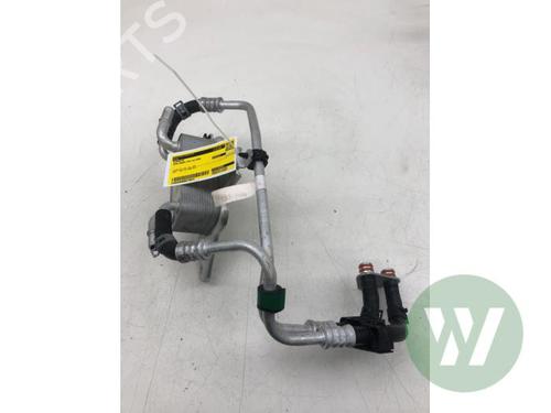 Used Oil radiator Oil radiator FORD TRANSIT CUSTOM V710 Van (NRN) 2.5 Duratec Plug-in-Hybrid (232 hp) 40027571 40027571