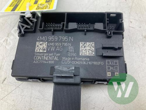 Electronic module PORSCHE TAYCAN (Y1A) 4S Performance Battery Plus (Y1ADB1) | BP39914850M83 - Image 2