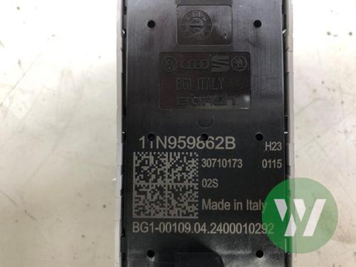 Switch FORD USA EXPLORER (CX740) EV | BP39914436I30 - Image 4