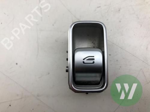 switch-mercedes-benz-gle-v167-2018-34166489 main image