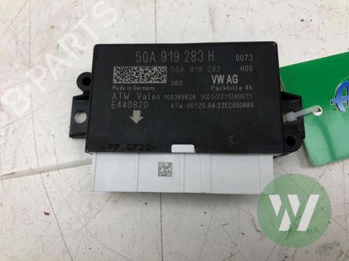 Used Electronic module Electronic module SKODA OCTAVIA III Combi (5E5, 5E6) 2.0 TDI (150 hp) 33809128 33809128