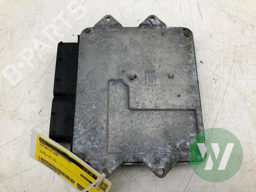Engine control unit (ECU) FIAT 500 (312_) 1.3 D Multijet (312AXB1A) | BP33713217M57 - Image 4