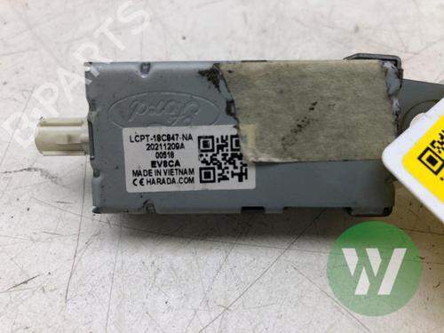 Used Electronic module Electronic module FORD KUGA III (DFK) 2.5 FHEV (190 hp) 39915419 39915419