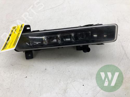 Used Right front fog light Right front fog light 36884403 36884403