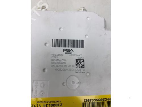 Fuse box OPEL CROSSLAND X / CROSSLAND (P17, P2QO) 1.2 (75) | BP21179519E1 
