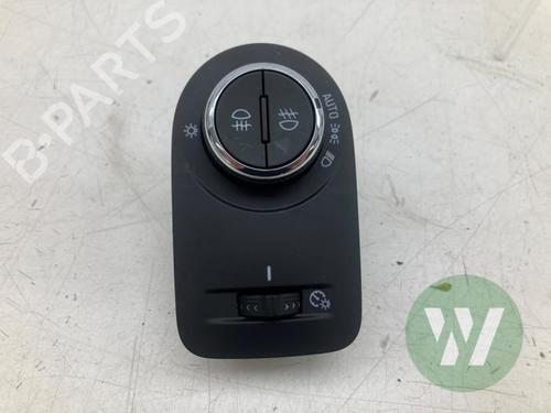 Used Headlight switch Headlight switch OPEL GRANDLAND / GRANDLAND X (A18, P1UO) 1.2 (75) (131 hp) 36393767 36393767