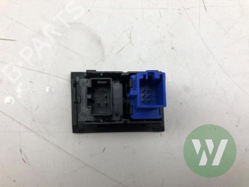 Warning switch VW GOLF VII (5G1, BQ1, BE1, BE2) 2.0 GTI | BP31577290I22 - Image 5