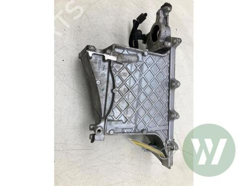 Used Injection rail Injection rail AUDI Q3 (8UB, 8UG) 2.0 TDI (136 hp) 36068536 36068536