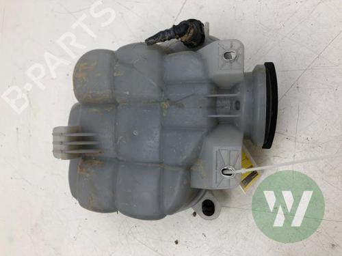 Used Expansion tank Expansion tank PORSCHE TAYCAN Cross Turismo (Y1B) 4S Performance Battery Plus (Y1BDB1) (571 hp) 39916151 39916151
