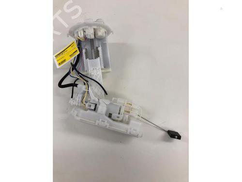 Used Fuel pump Fuel pump TOYOTA YARIS CROSS (MXP_) 1.5 Hybrid (MXPJ10) (116 hp) 39913781 39913781