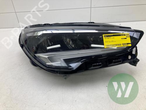 Used Right headlight Right headlight OPEL CORSA F (P2JO) CORSA-e (68) (136 hp) 39964154 39964154