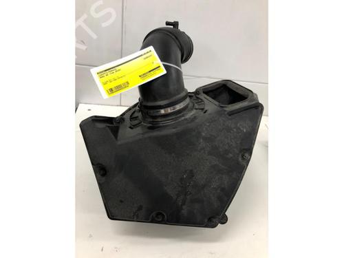 Luftfilter kasse AUDI A5 Sportback (F5A, F5F) 2.0 TFSI Mild Hybrid (252 hp) 27333023
