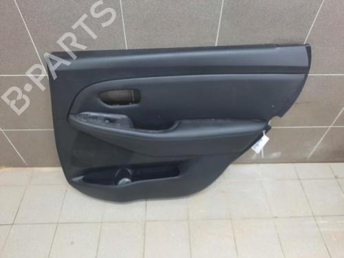 Guarnecido puerta trasera derecha KIA CARENS IV 1.7 CRDi (141 hp) 12530460