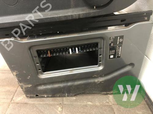 Left front seat MERCEDES-BENZ SPRINTER 3,5-t Van (B907, B910) 311 CDI (910.631, 910.633) | BP38264578C15 - Image 2