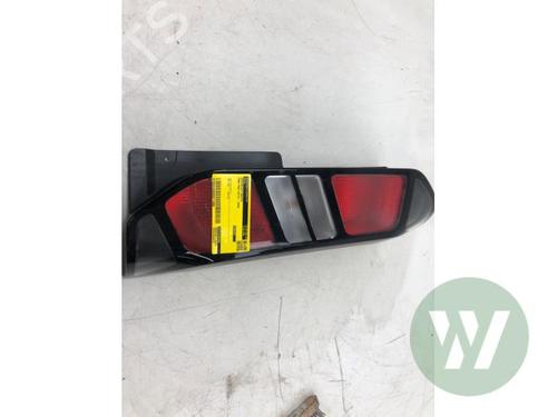 right-taillight-ford-transit-custom-v710-van-nrn-2023-39915355 main image