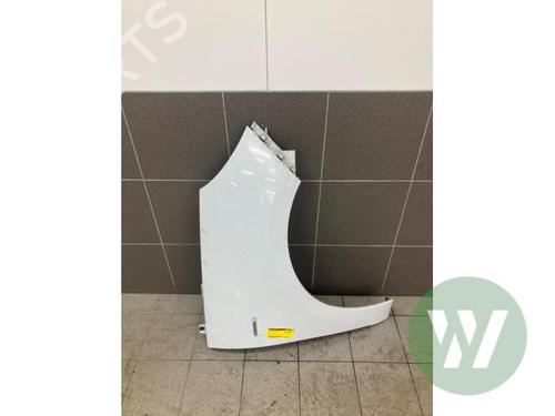 Used Right front fenders Right front fenders 37709088 37709088