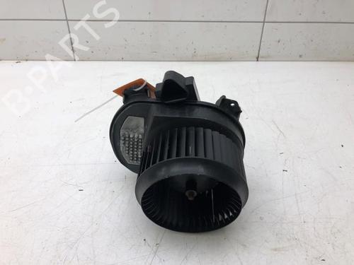 Used Heater blower motor MERCEDES-BENZ A-CLASS (W176) A 250 (176.050) (218 hp) 16486226
