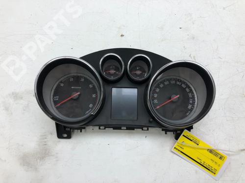 Used Display monitor OPEL ASTRA J Sports Tourer (P10) 1.7 CDTI (35) (110 hp) 10711101