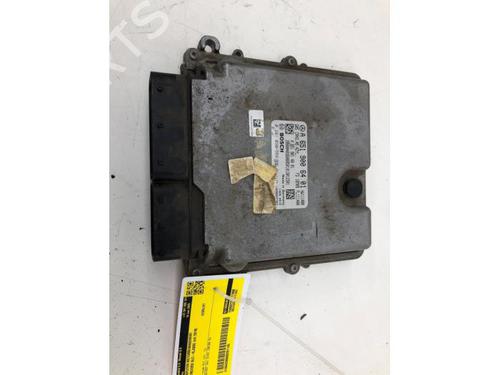 Used Engine control unit (ECU) MERCEDES-BENZ GLC (X253) 250 d 4-matic (253.909) (204 hp) 30448540