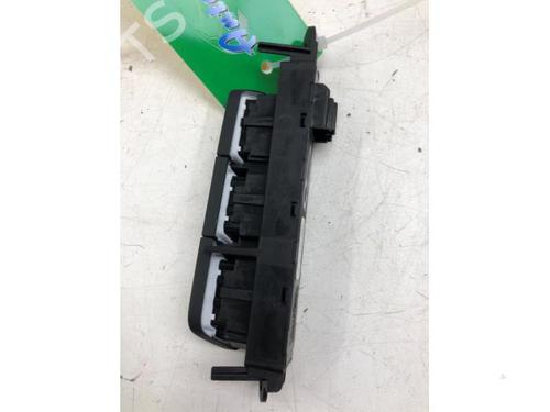 Switch AUDI E-TRON (GEN) 55 quattro | BP23087945I30 